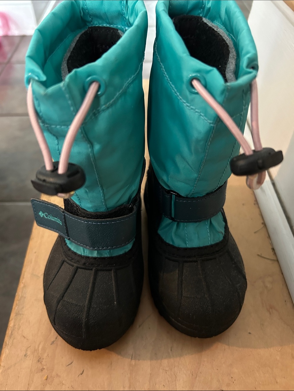 Columbia Teal and Black Kids Winter Boots